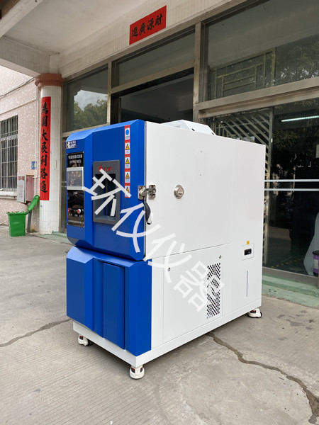 變電設備用立式大型恒溫恒濕試驗箱